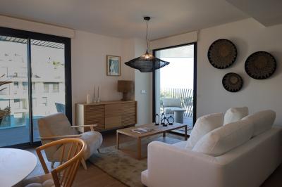 Allonbay Village lejligheder / www.allonbayvillage.com in España Casas